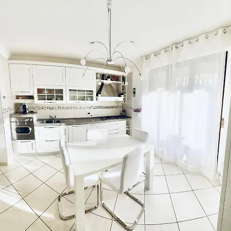 Casa Vacanze Esedra * بيسكارا